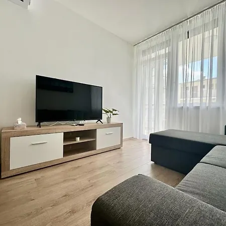 Premium By Hi5 - One-bedroom Zamárdi